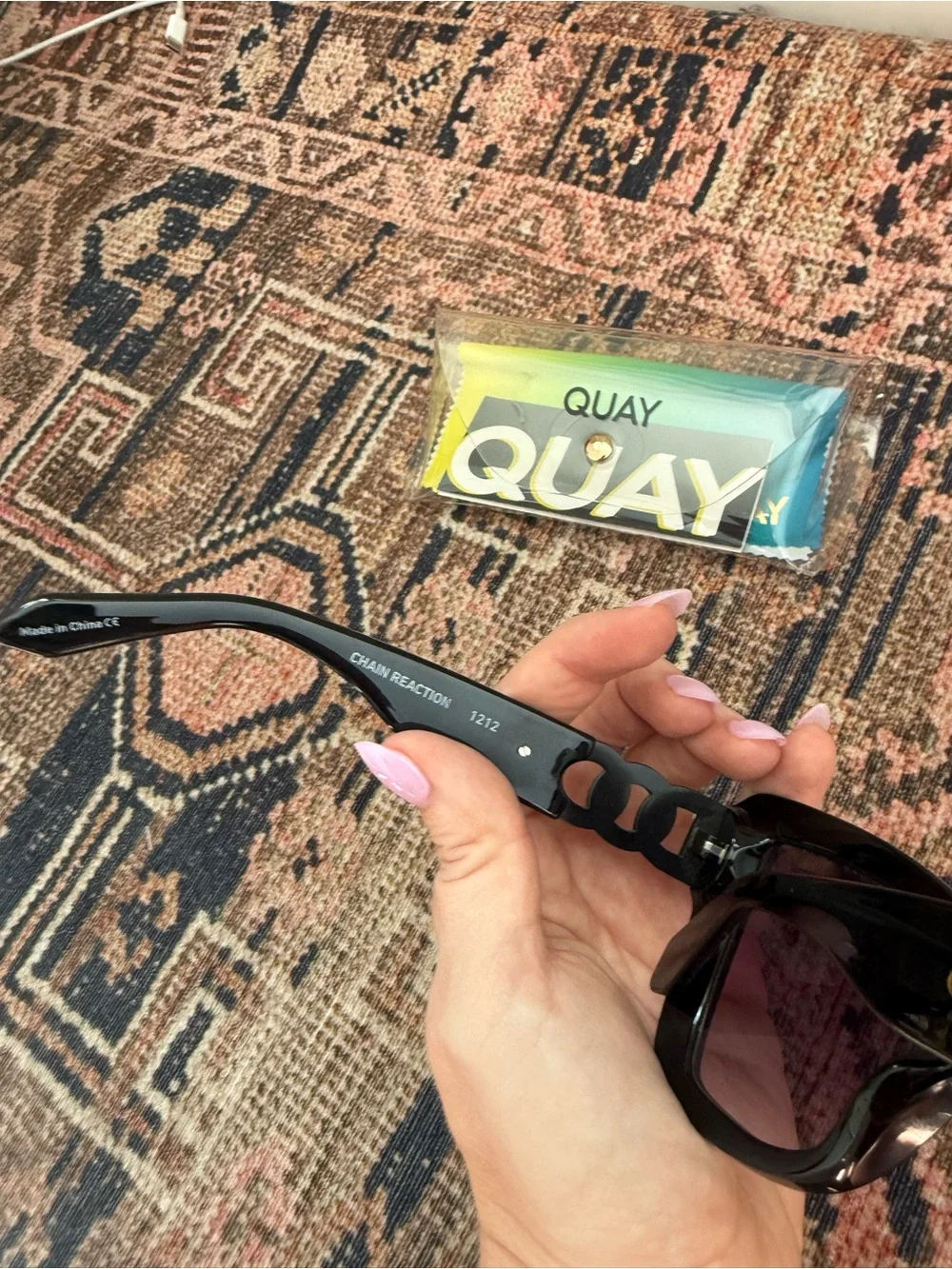 Quay Chain Reaction Black Frame / Smoke Lenses Sunglasses